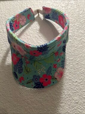 Lilly Pulitzer Floral Visor in Aqua, Pink & Navy